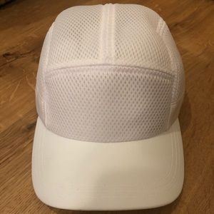 White lululemon baseball cap